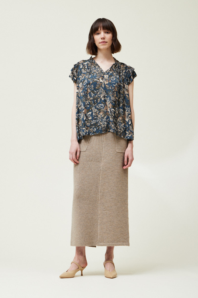 Printed Ruffle Sleeve Blouse