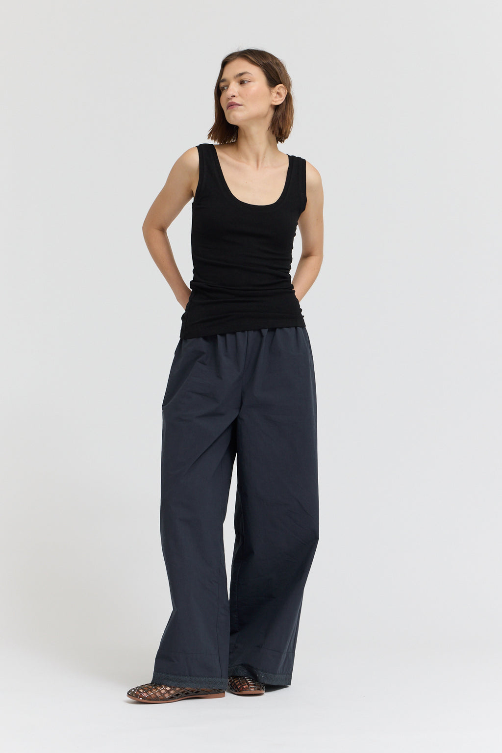 Rib Tank in Black