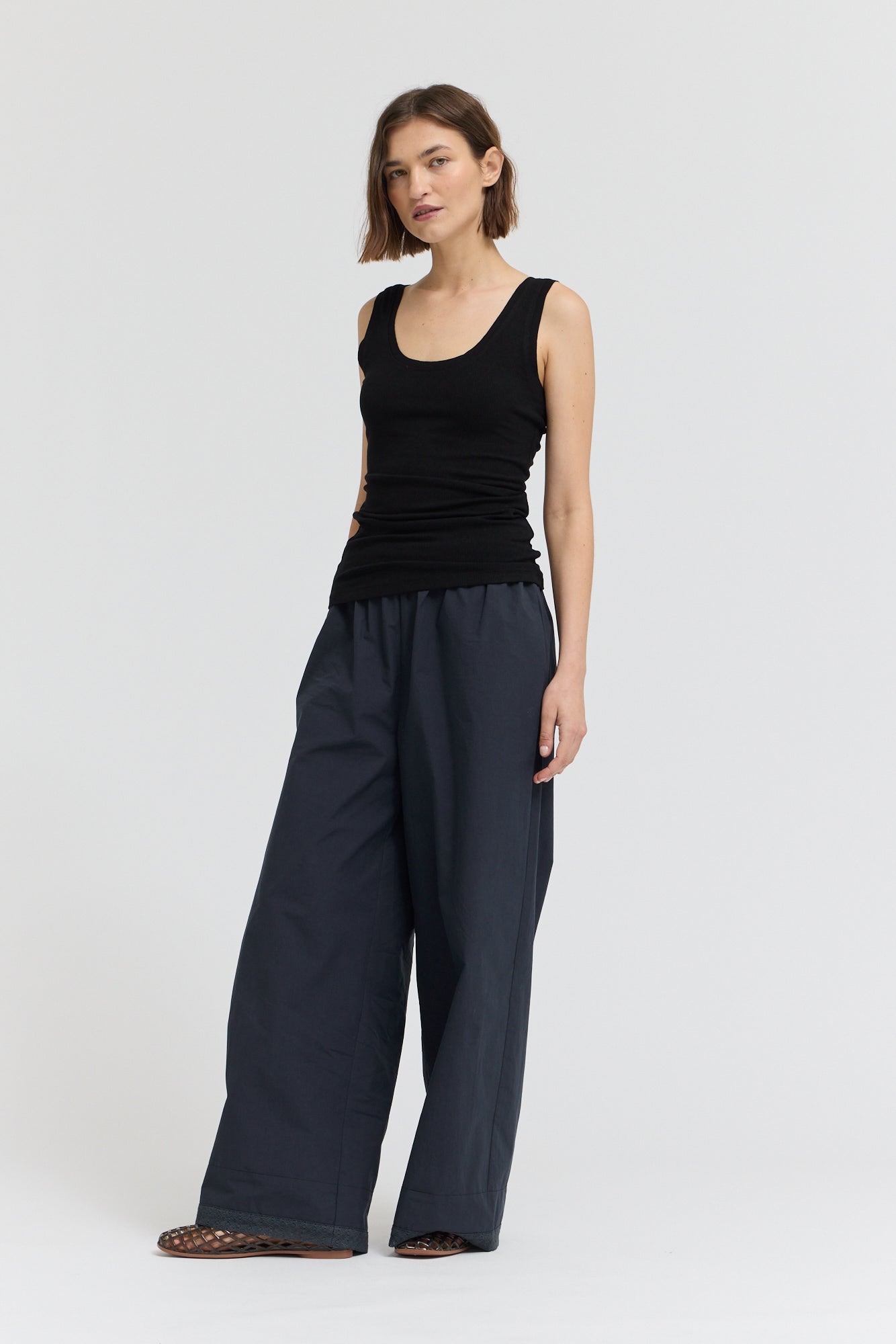 Rib Tank in Black