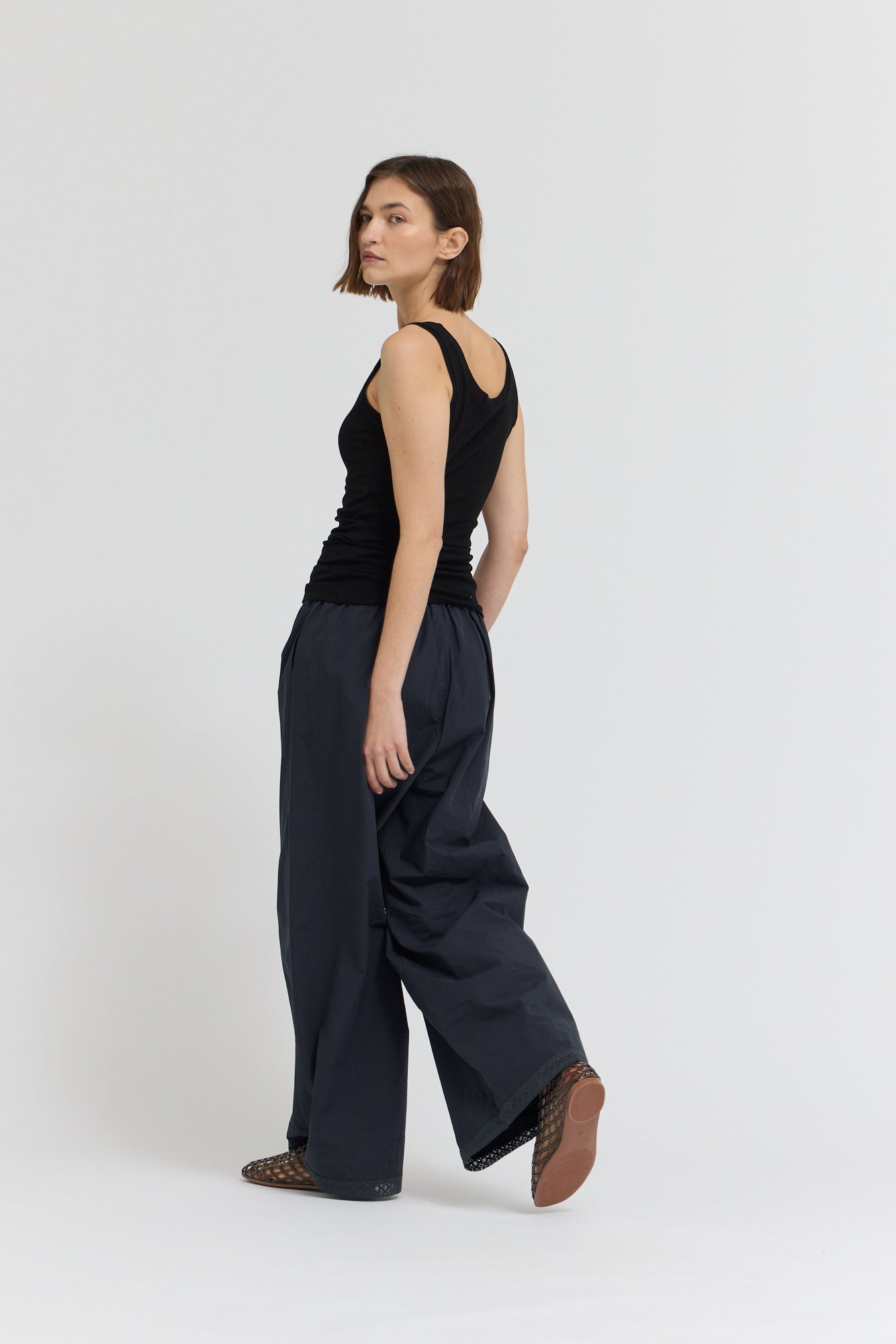 Rib Tank in Black