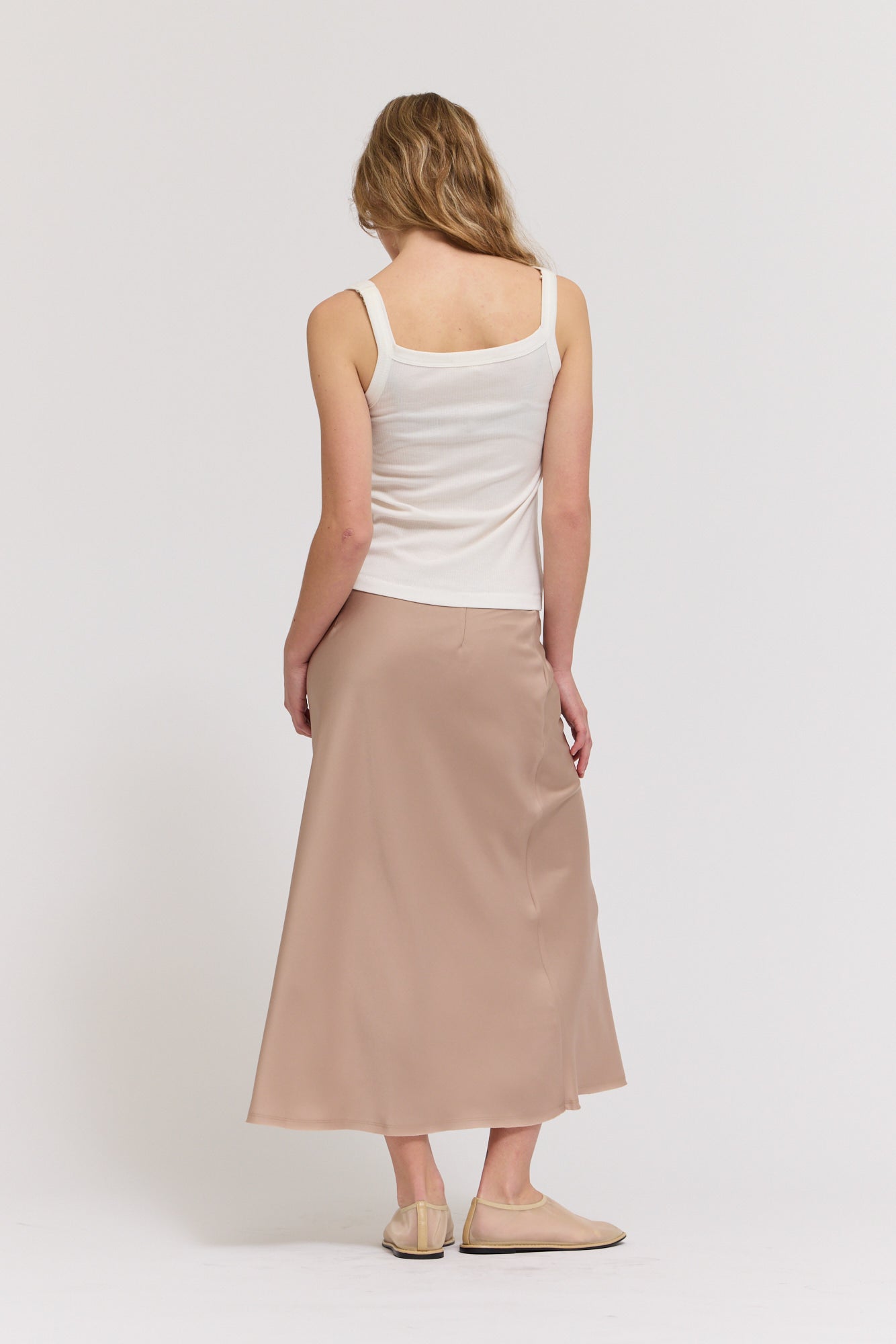 Satin Mermaid Fit Skirt in Mocha