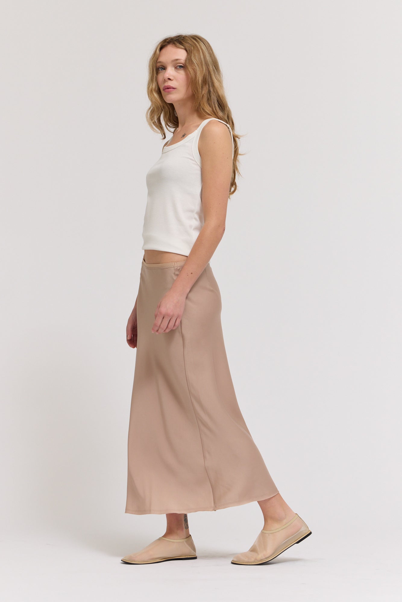 Satin Mermaid Fit Skirt in Mocha