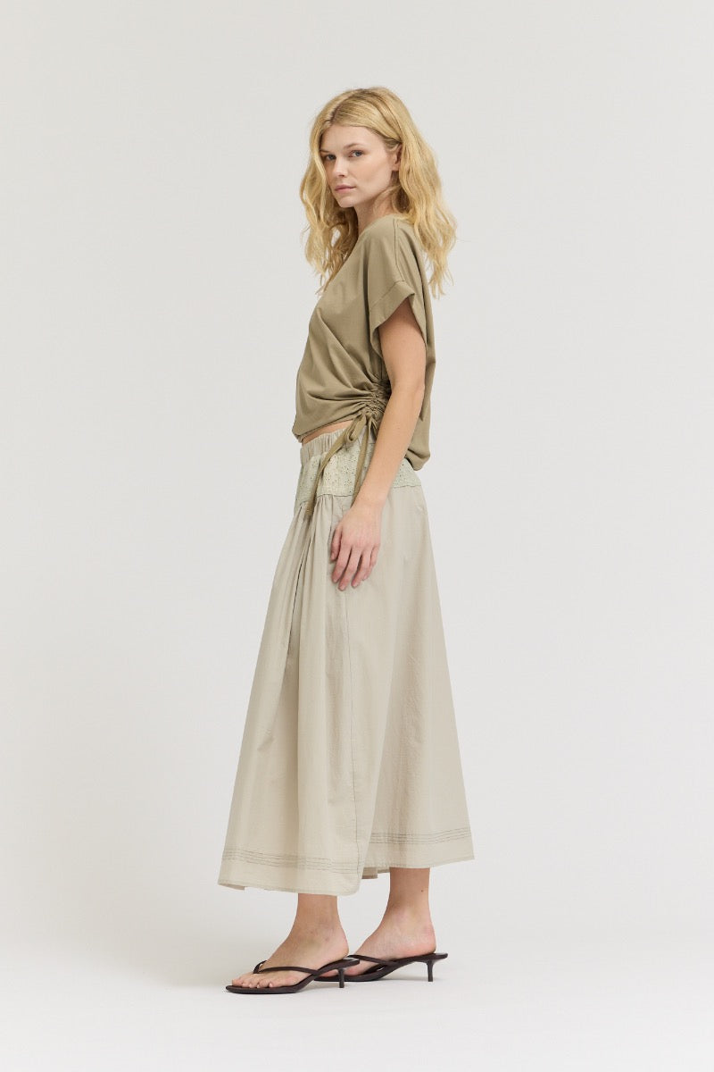 Pintuck Detailed Midi Skirt in Cloud