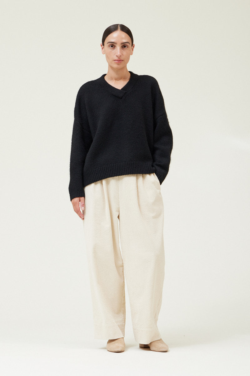V-Neck Oversized Pullover