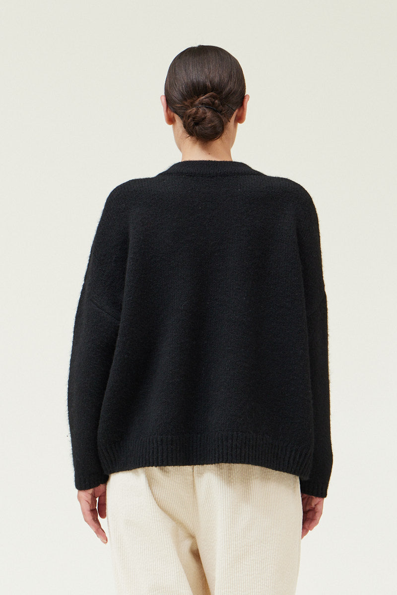 V-Neck Oversized Pullover