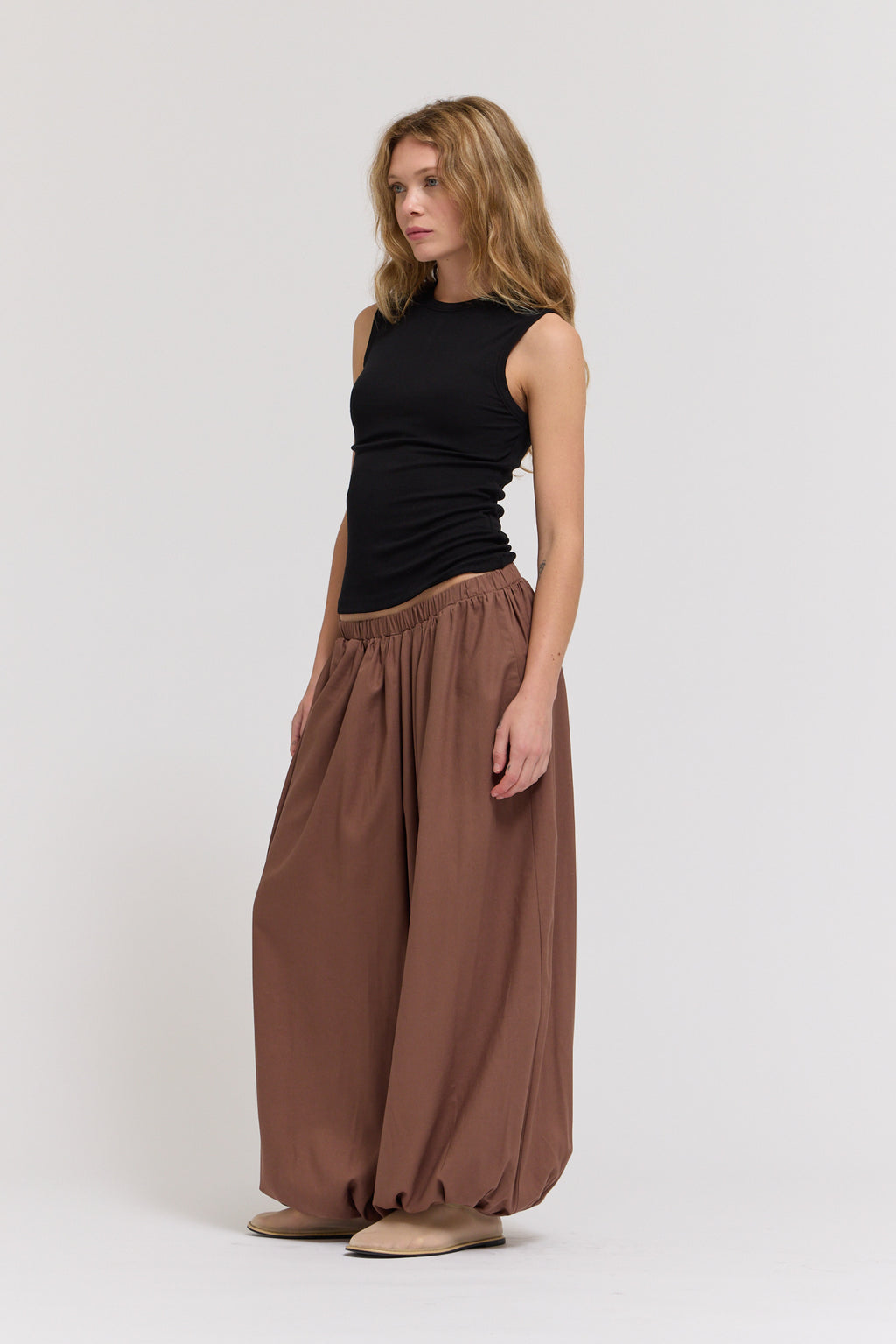 Full Harem Linen Pants in Tobacco