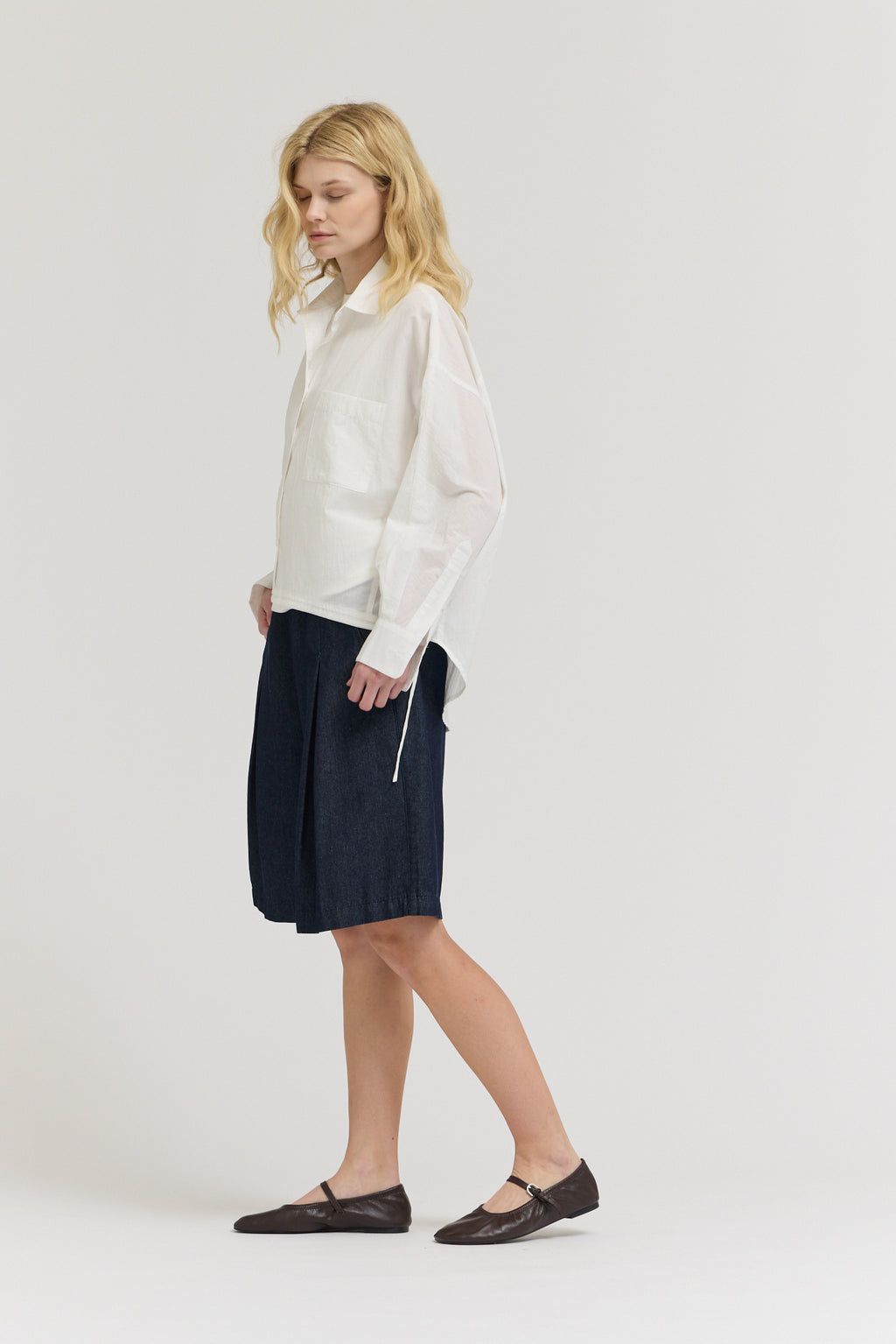Drawstring Hem Shirt in Off White