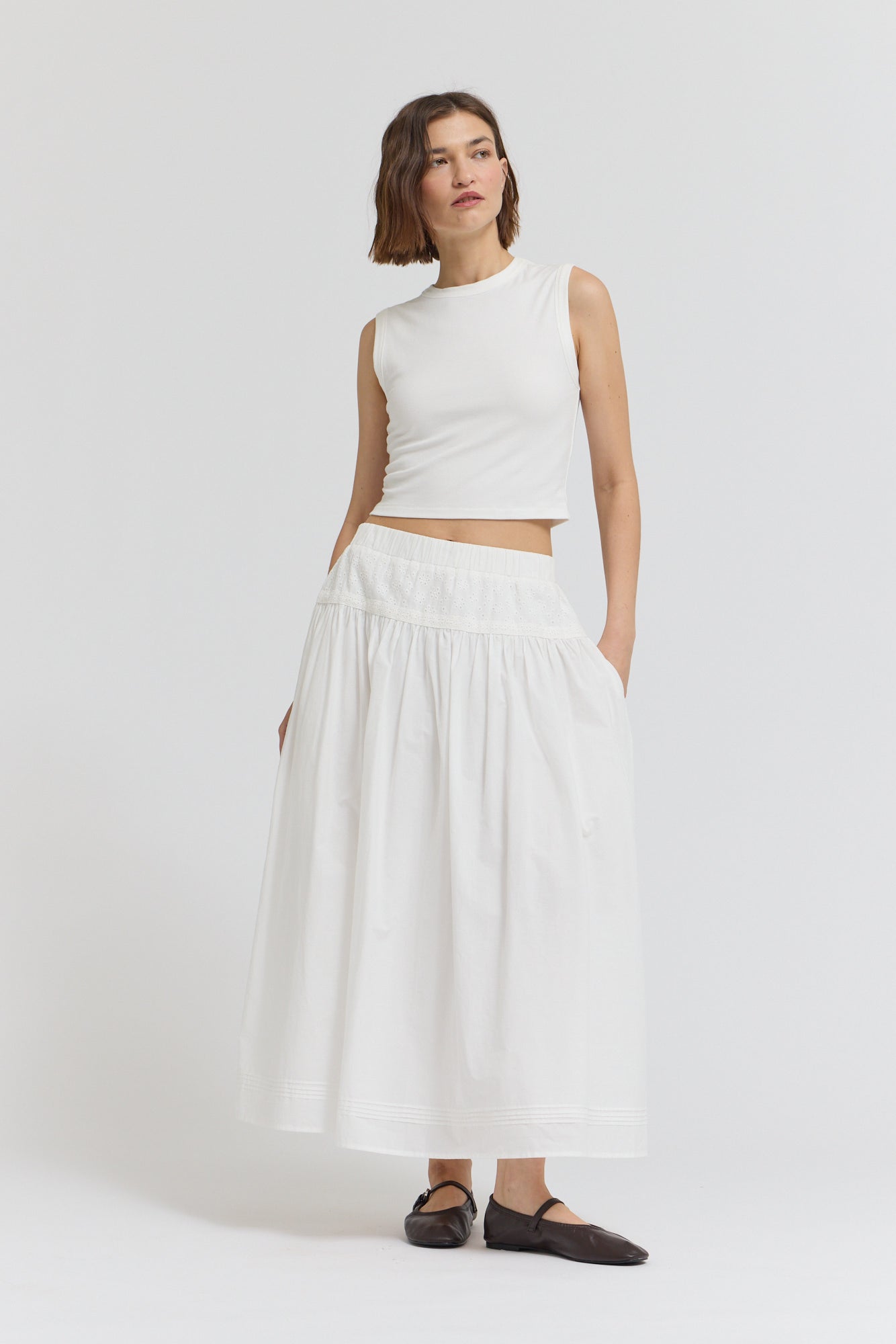 Pintuck Detailed Midi Skirt in Off White