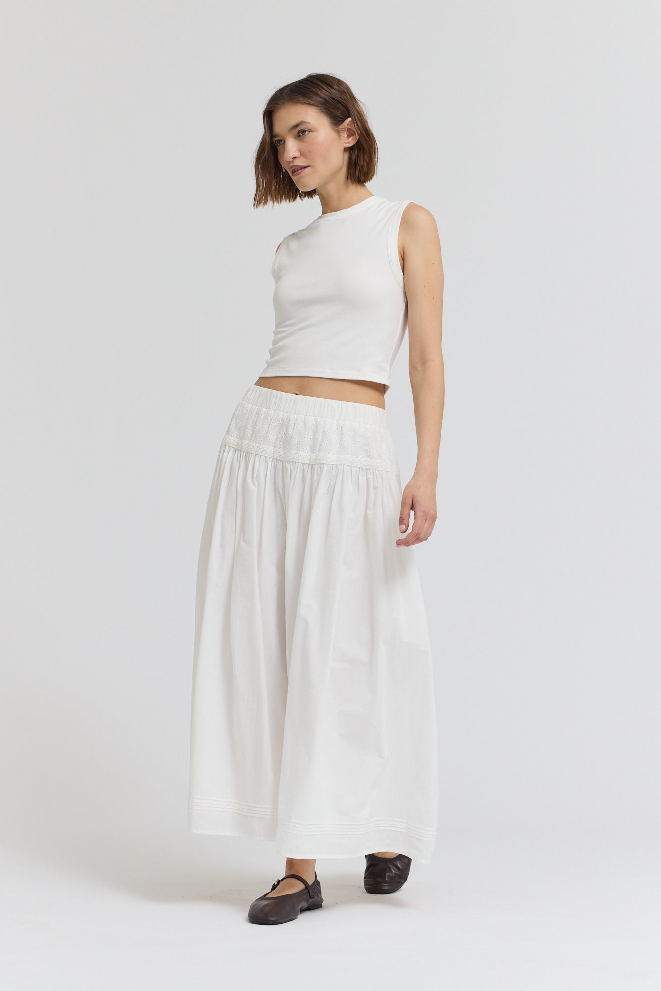 Pintuck Detailed Midi Skirt in Off White
