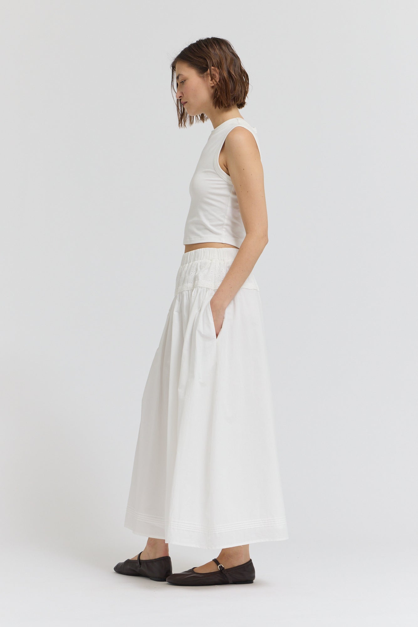 Pintuck Detailed Midi Skirt in Off White
