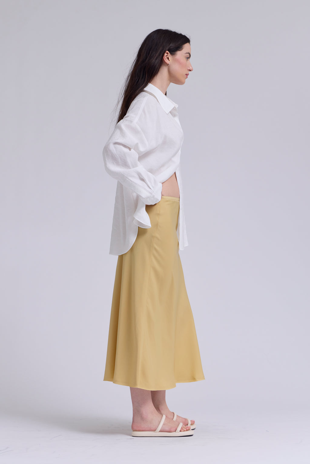 Satin Mermaid Fit Skirt in Daffodil