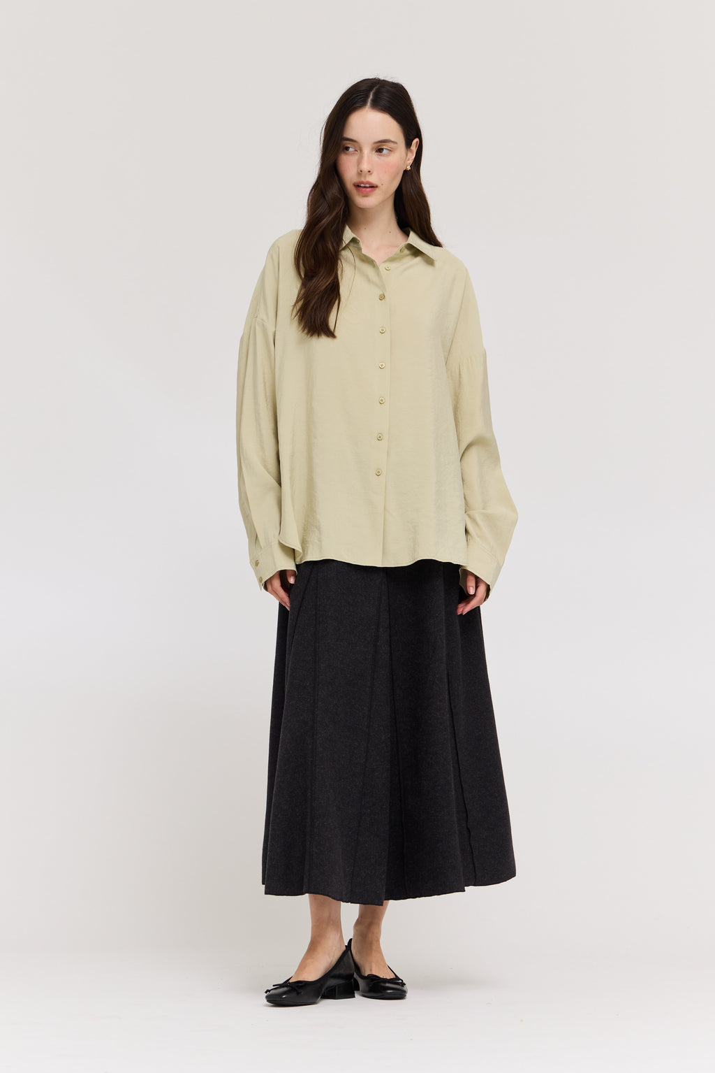 Mid Waist Knitted Pleats Skirt in Charcoal