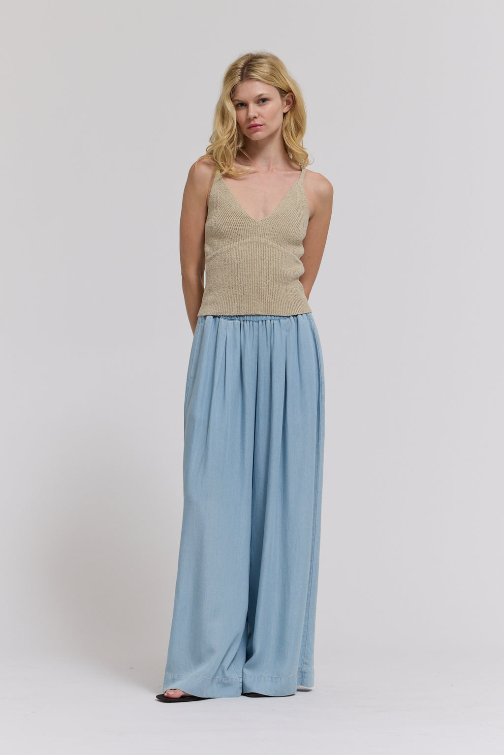 V Neck Crop Knit Top in Thyme