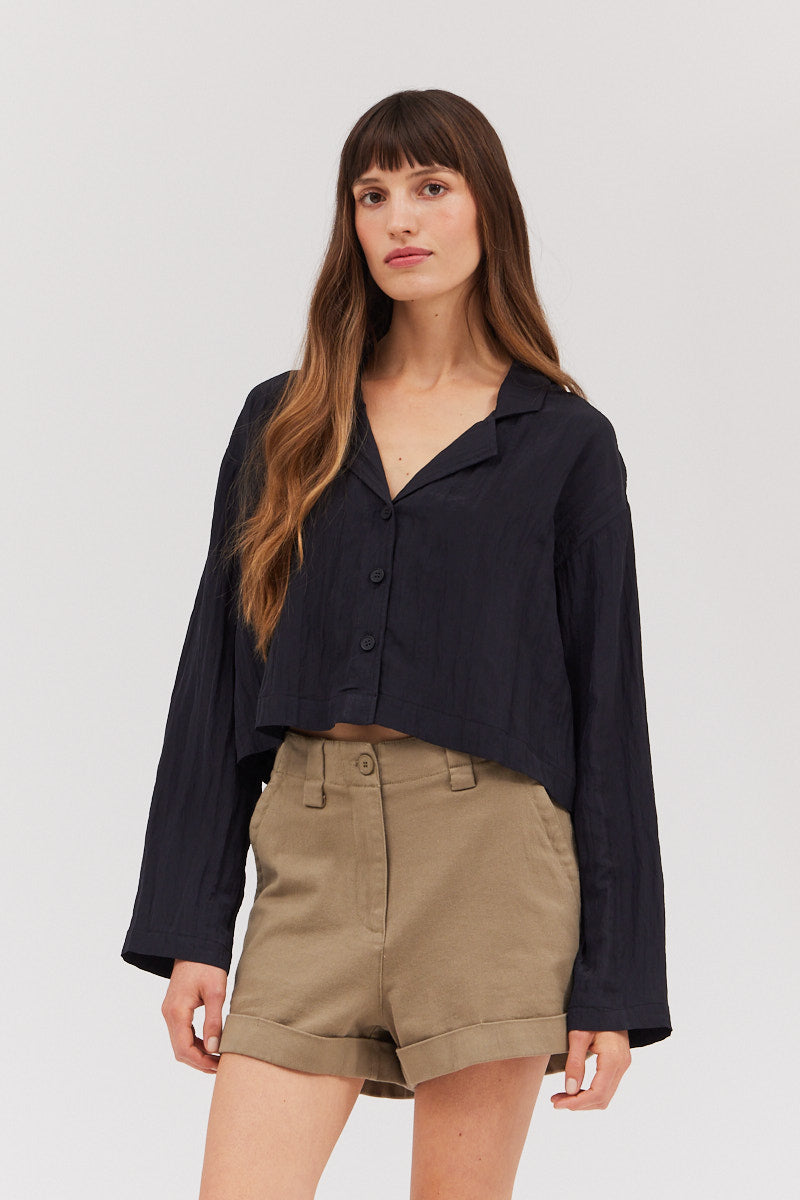 Long Sleeves Summer Shirts in Black