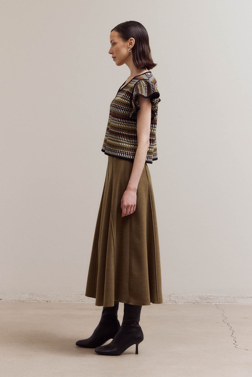 Mid Waist Knitted Pleats Skirt in Fatigue
