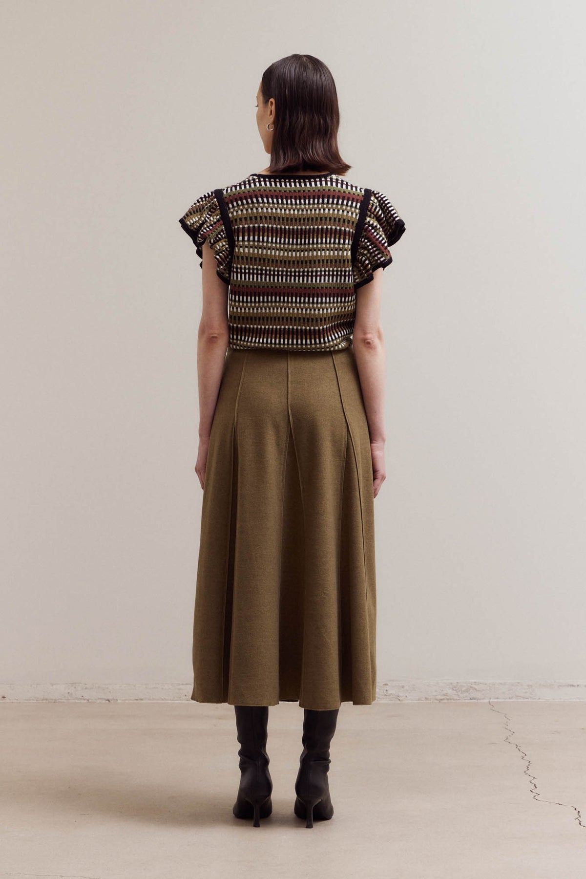Mid Waist Knitted Pleats Skirt in Fatigue
