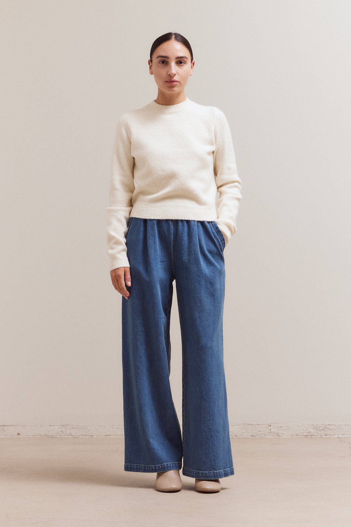 Basic Crew Neck Sweater