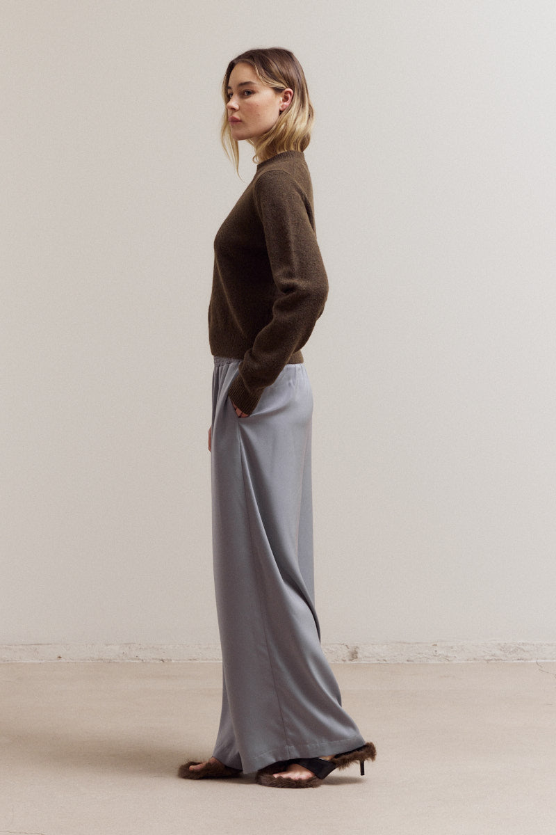 Basic Crew Neck Sweater