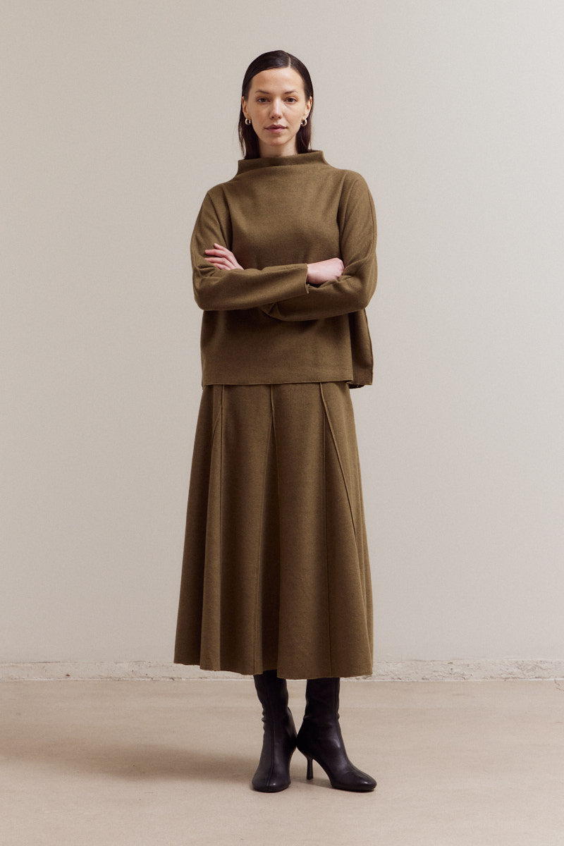 Mid Waist Knitted Pleats Skirt