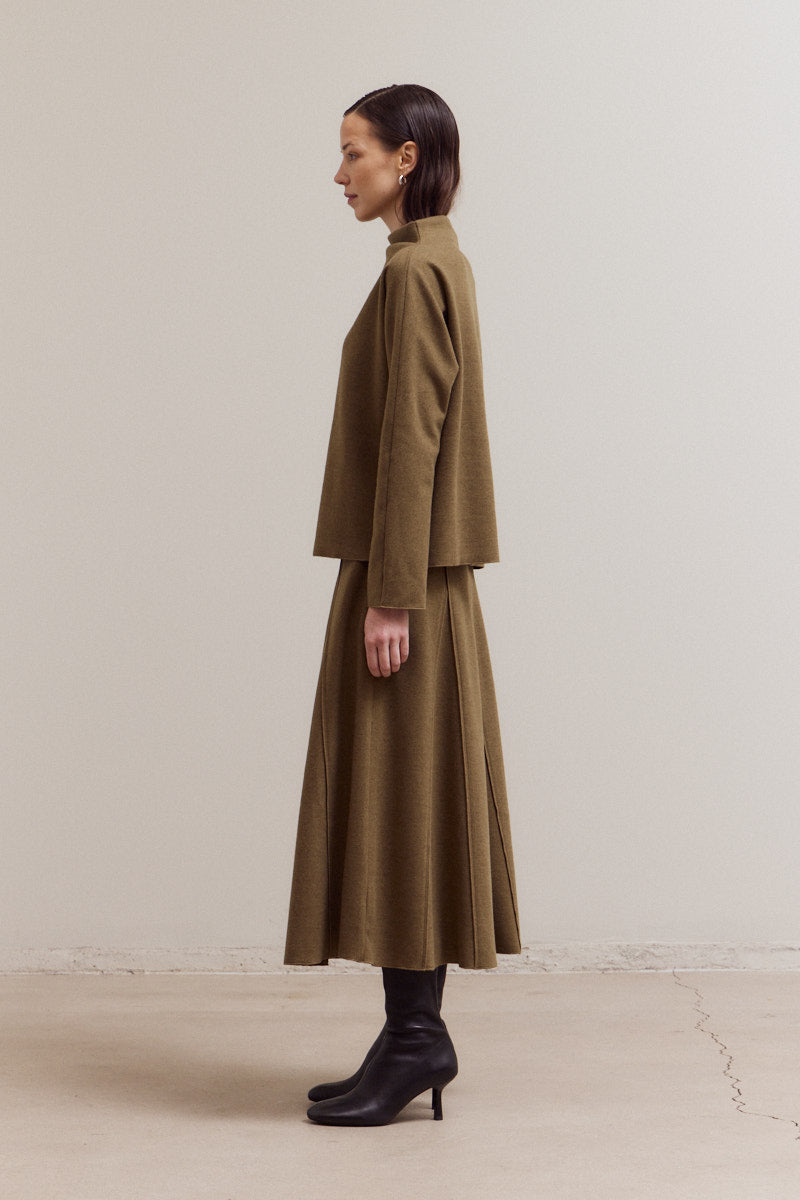 Mid Waist Knitted Pleats Skirt