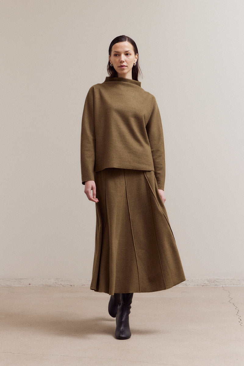 Mid Waist Knitted Pleats Skirt