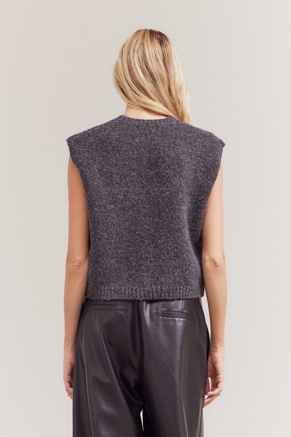Basic Knit Vest
