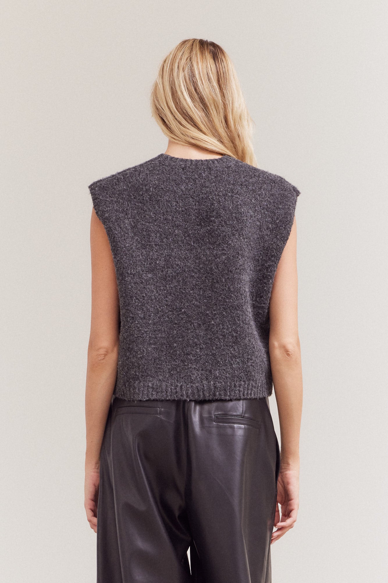 Basic Knit Vest