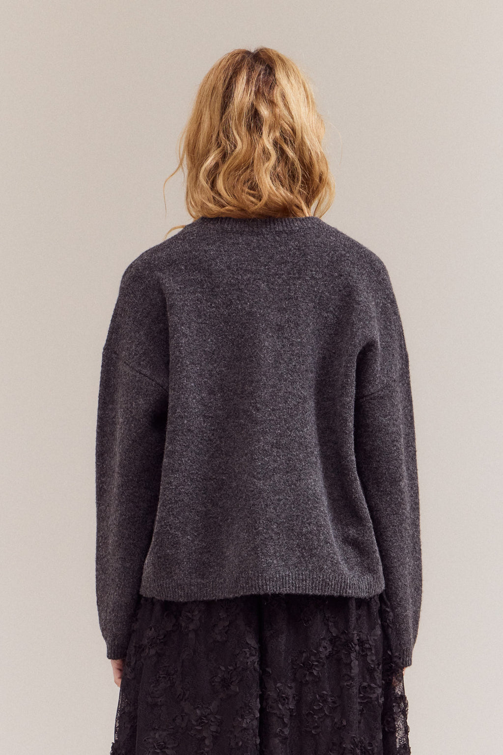 Daily V-Neck Sweater Top