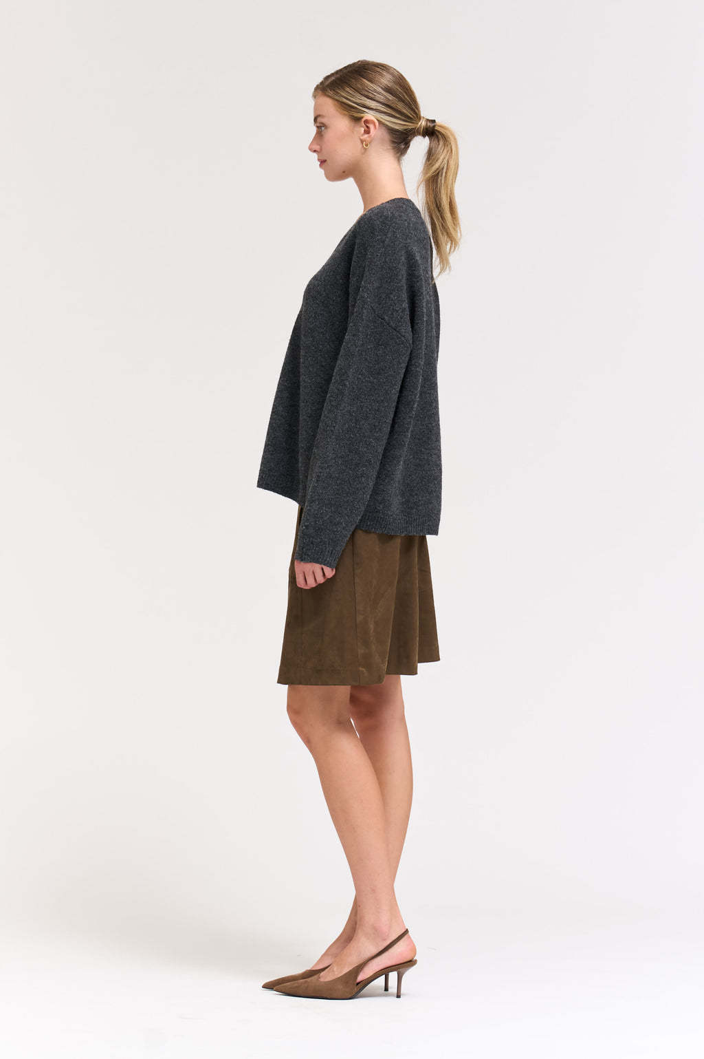 Daily V-Neck Sweater Top in Charcoal