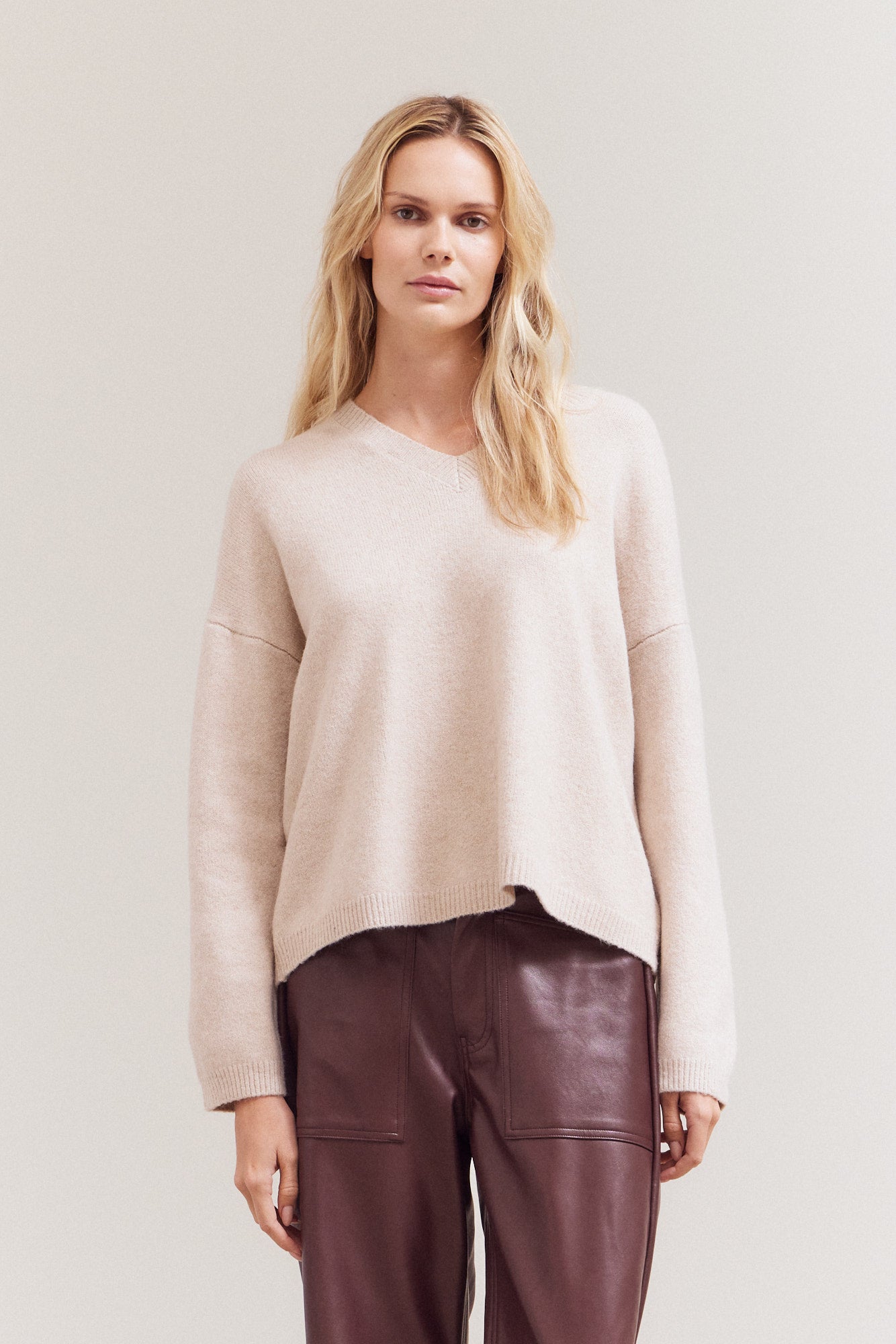 Daily V-Neck Sweater Top