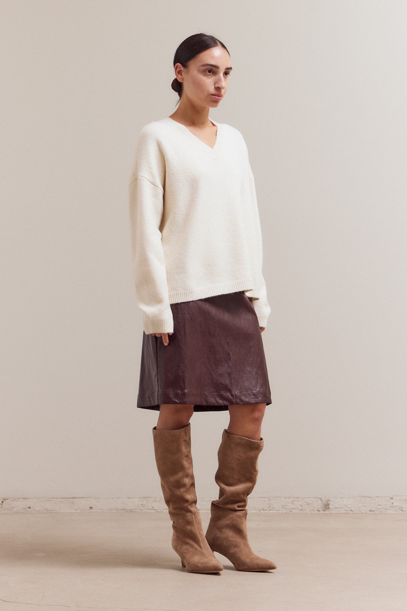 Daily V-Neck Sweater Top