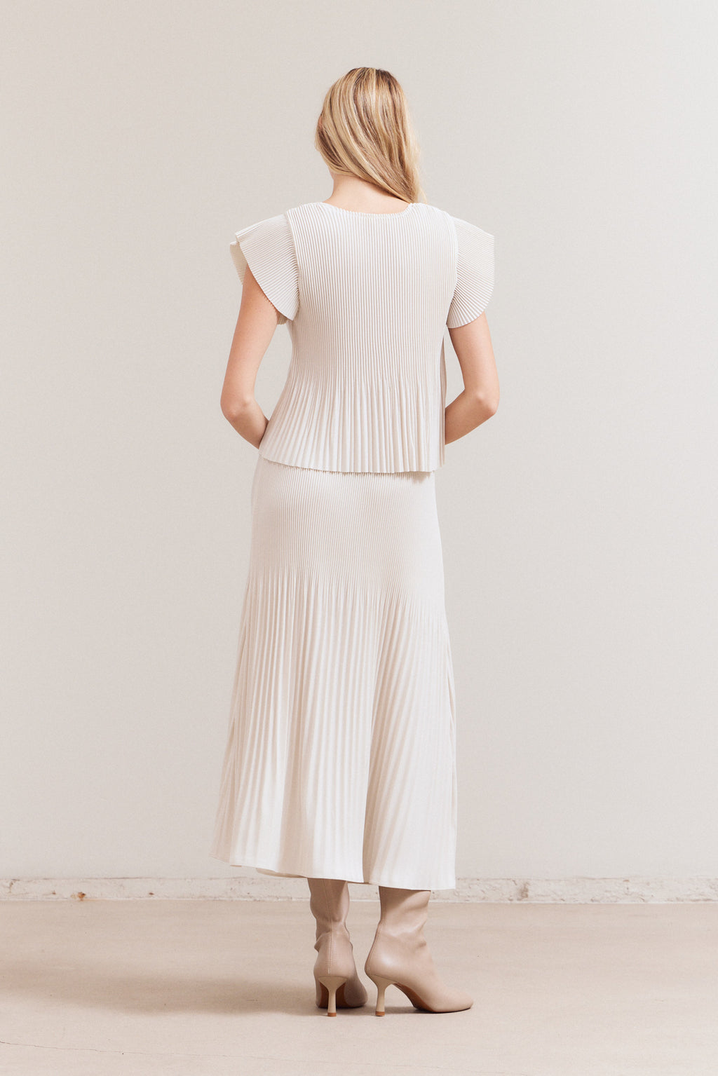 Wrinkled Pleats Ruffle Top