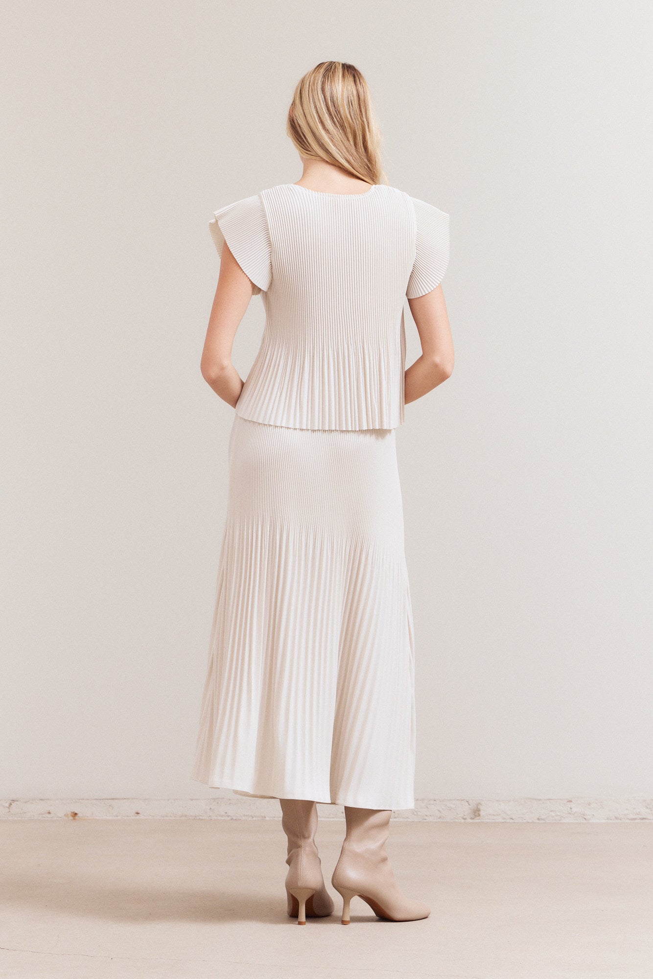 Wrinkled Pleats Ruffle Top