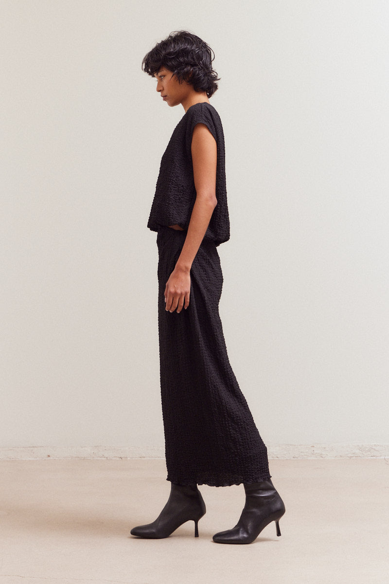 Sleeveless Puffy Top