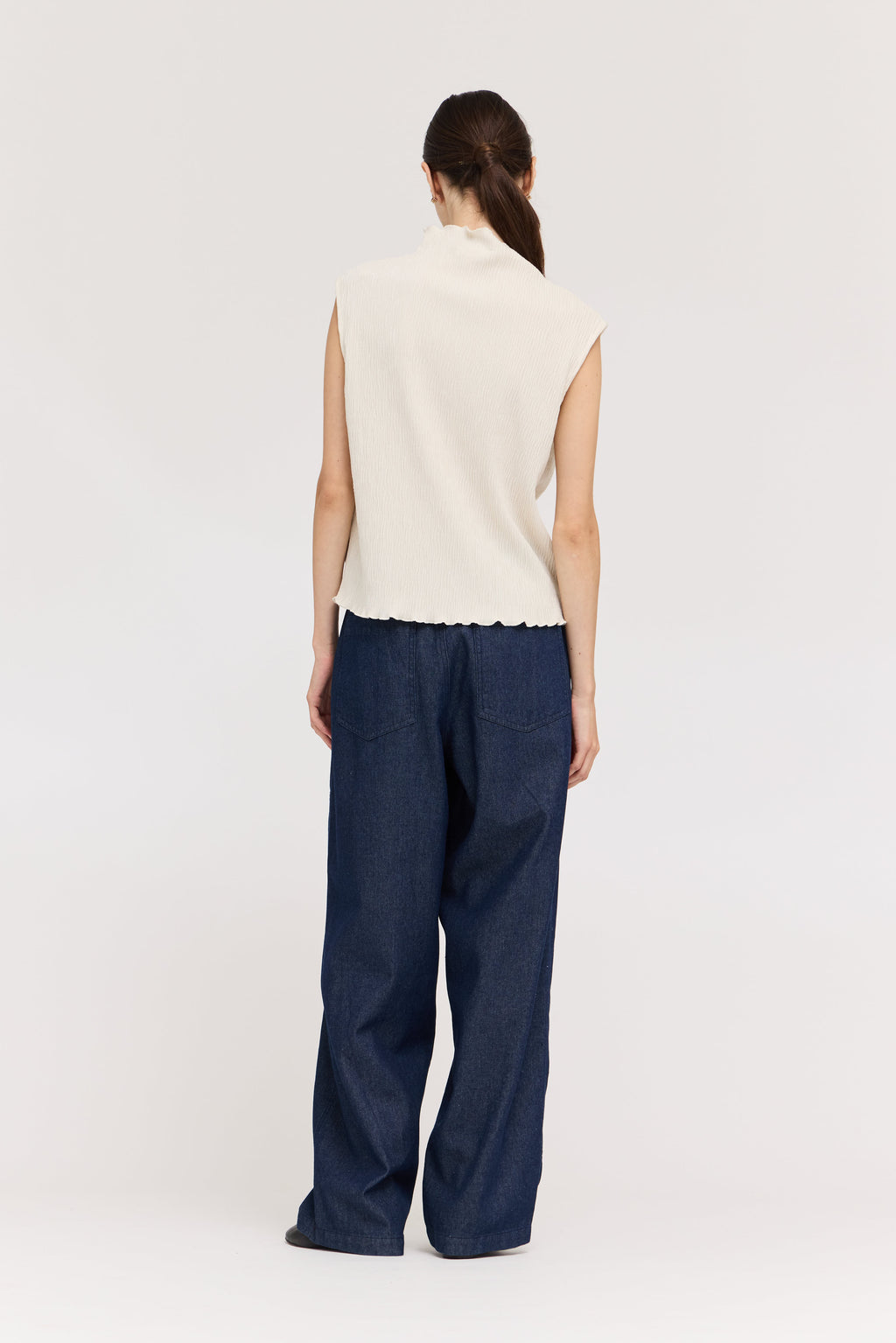 High Rise Balloon Fit Denim Pants in Indigo