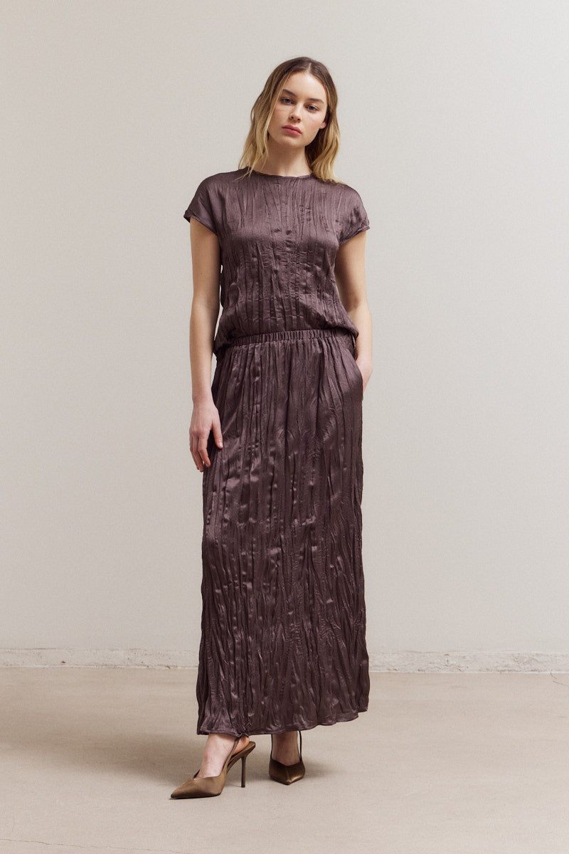 Pleated Wrinkle Satin Slit Skirt