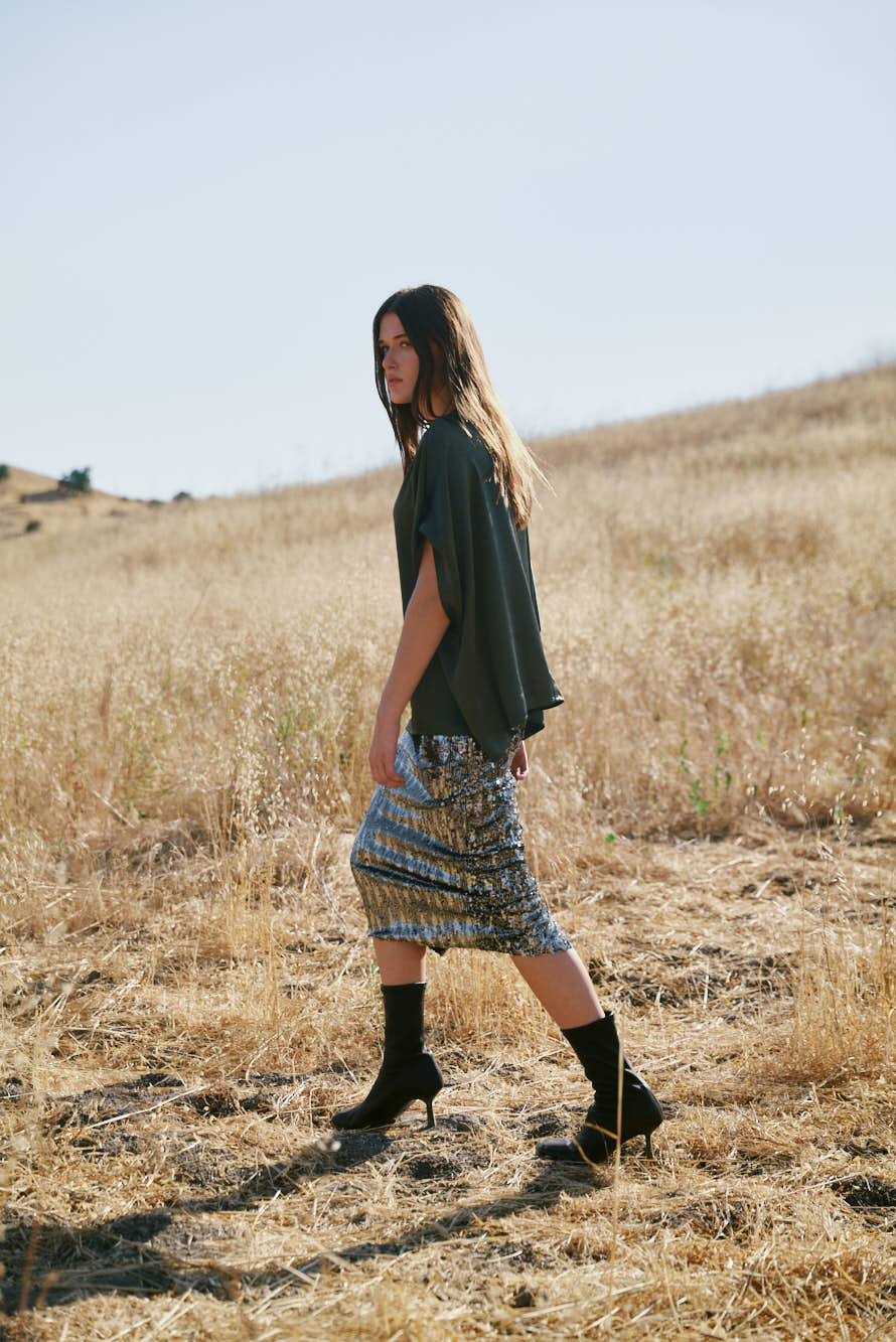 Front Slit Sequin Pencil Skirt