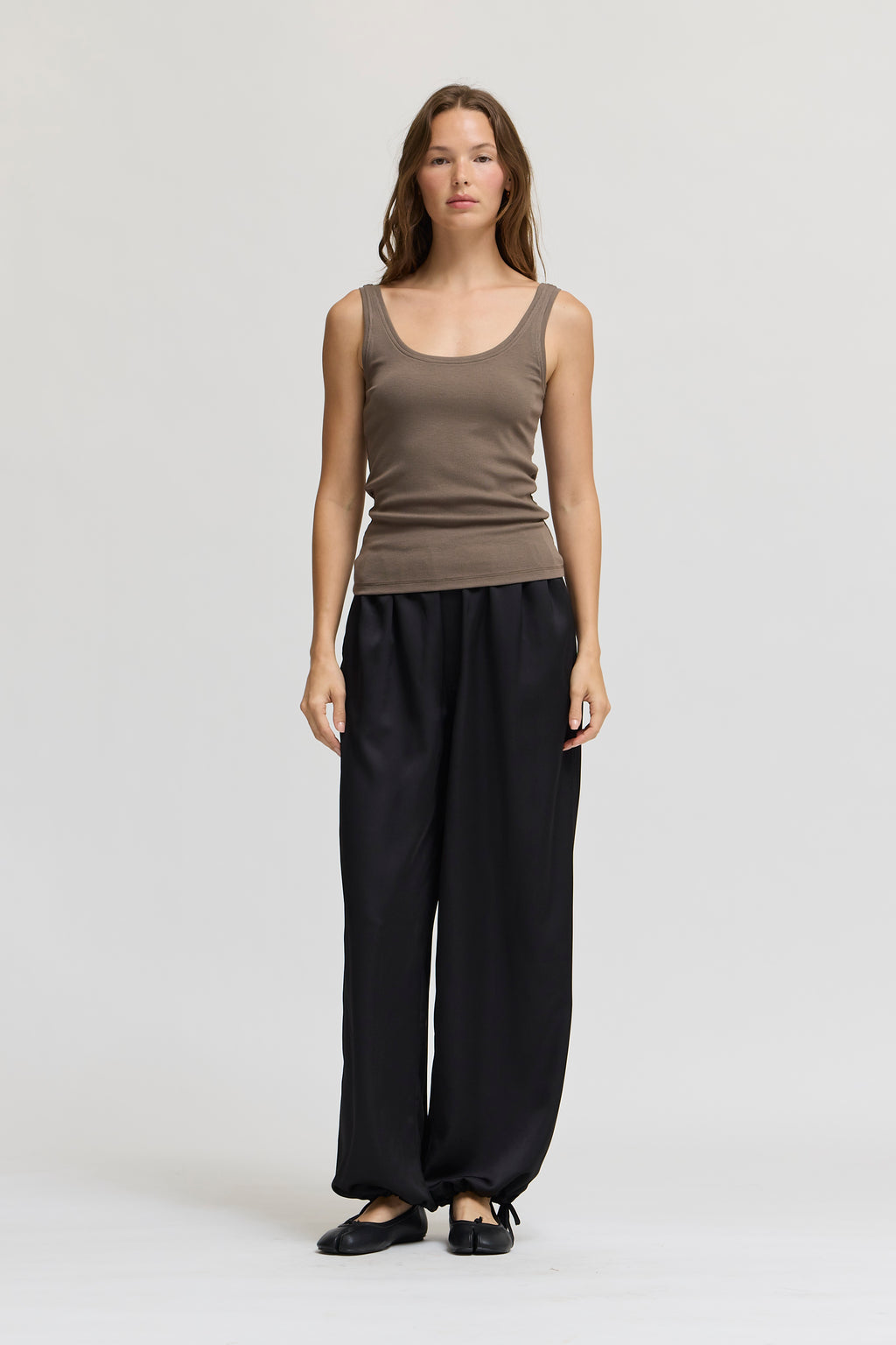 Basic Jersey Tank Top in Trunk