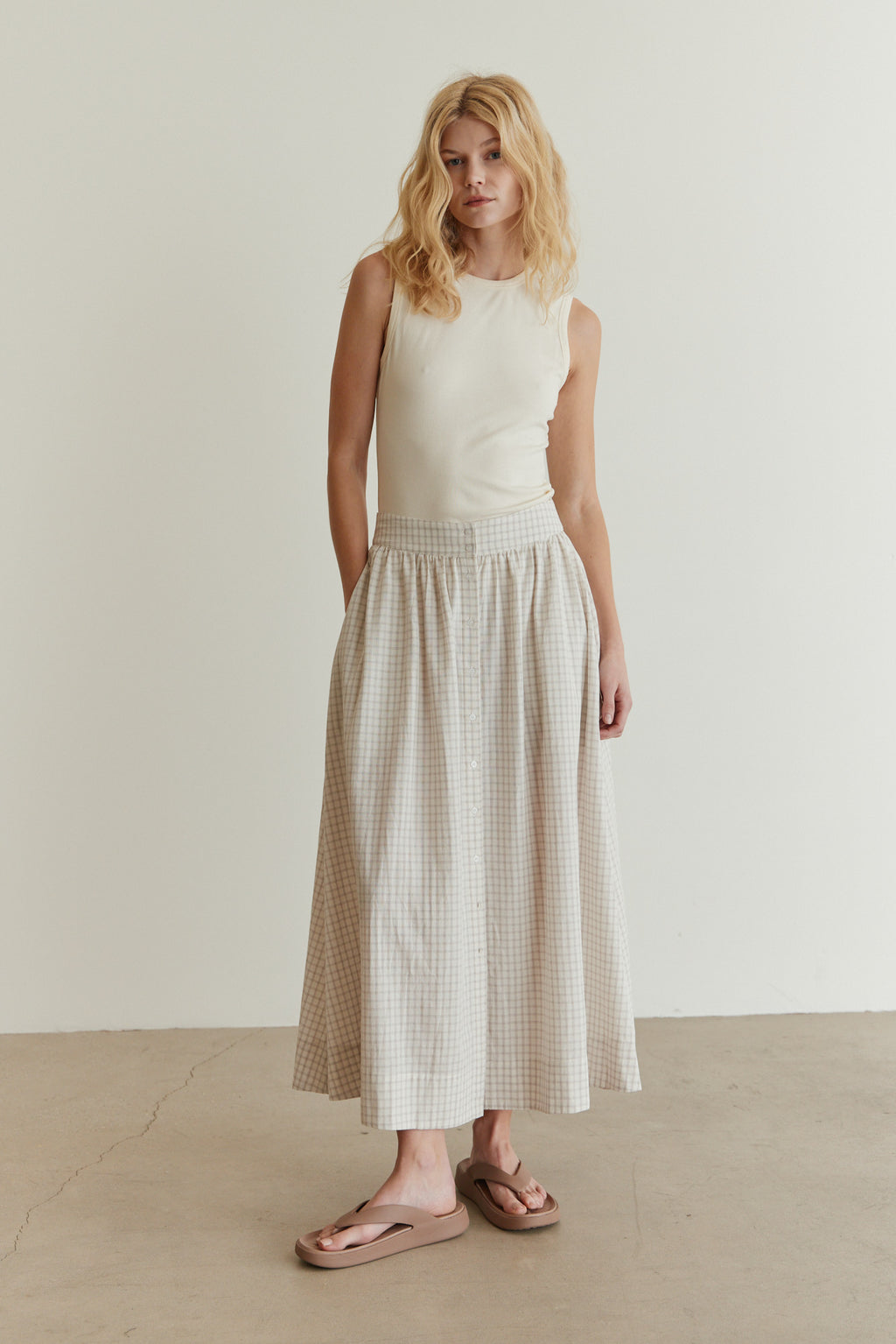 Plaid Button Down Skirt in Light Tobacco