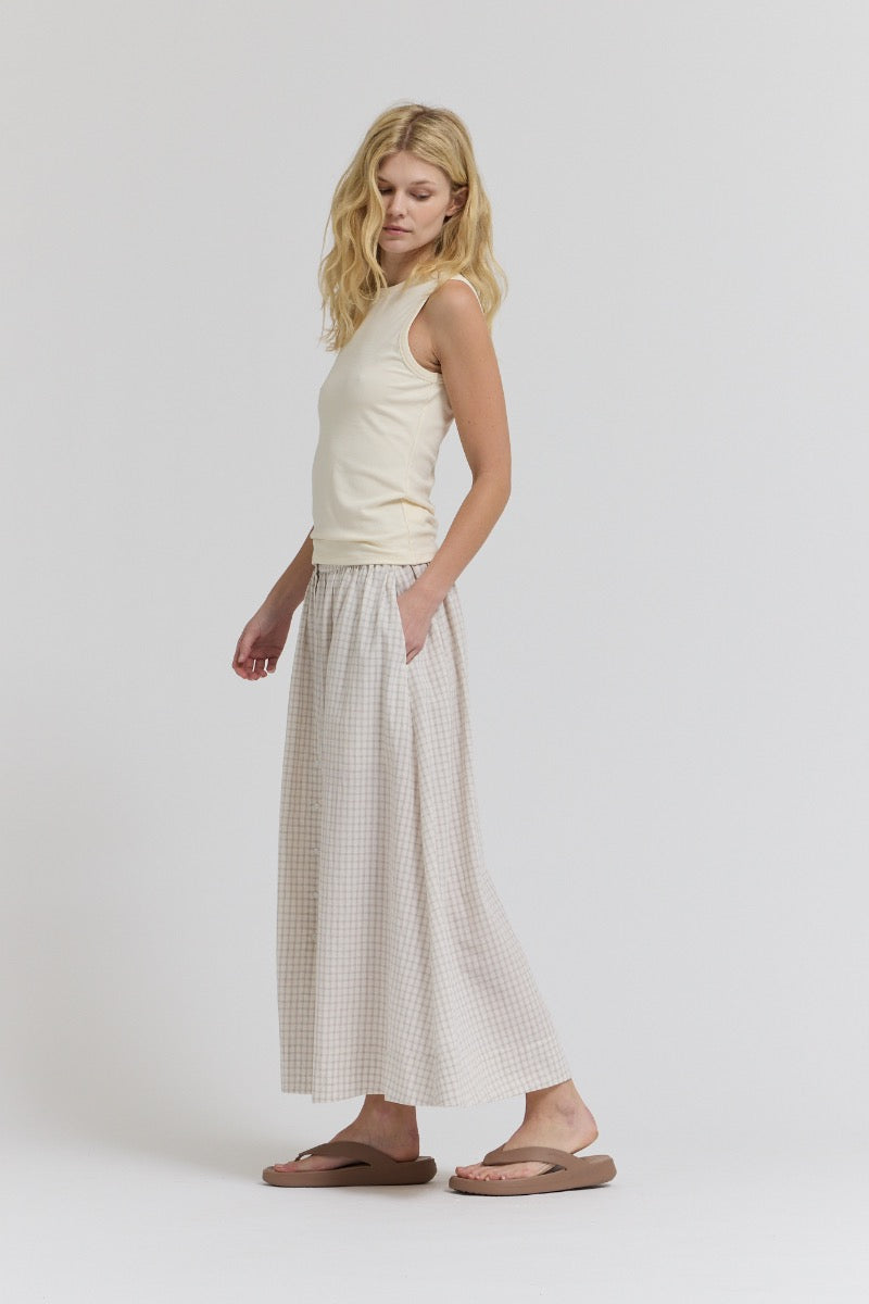 Wide Shoulder Tank in Soy
