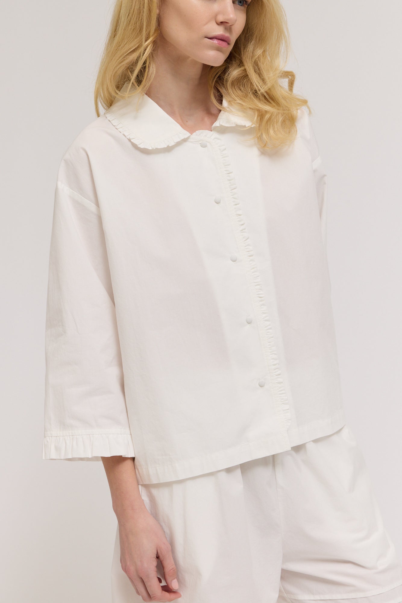 Ruffe Pleat Sleeve Shirt