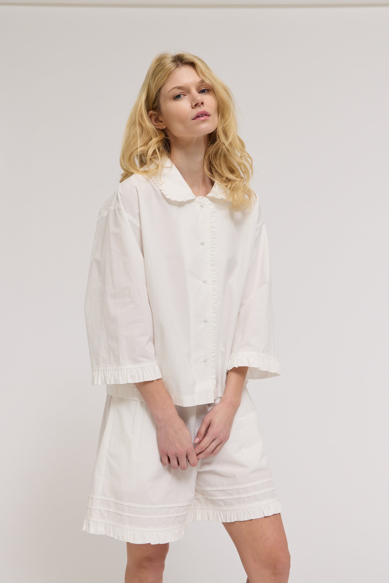 Ruffe Pleat Sleeve Shirt