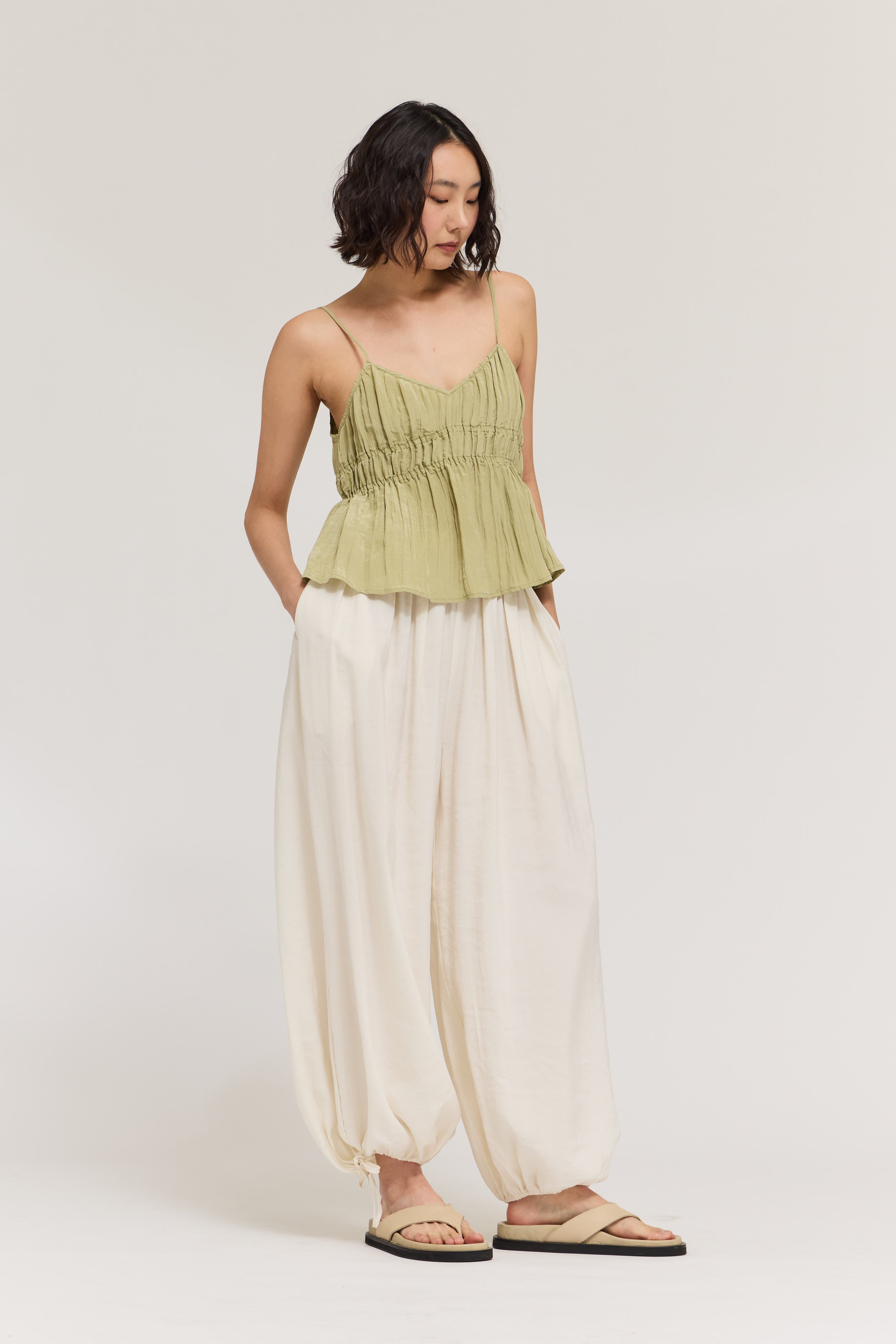 Pleated Waist Balloon Pants in Soy