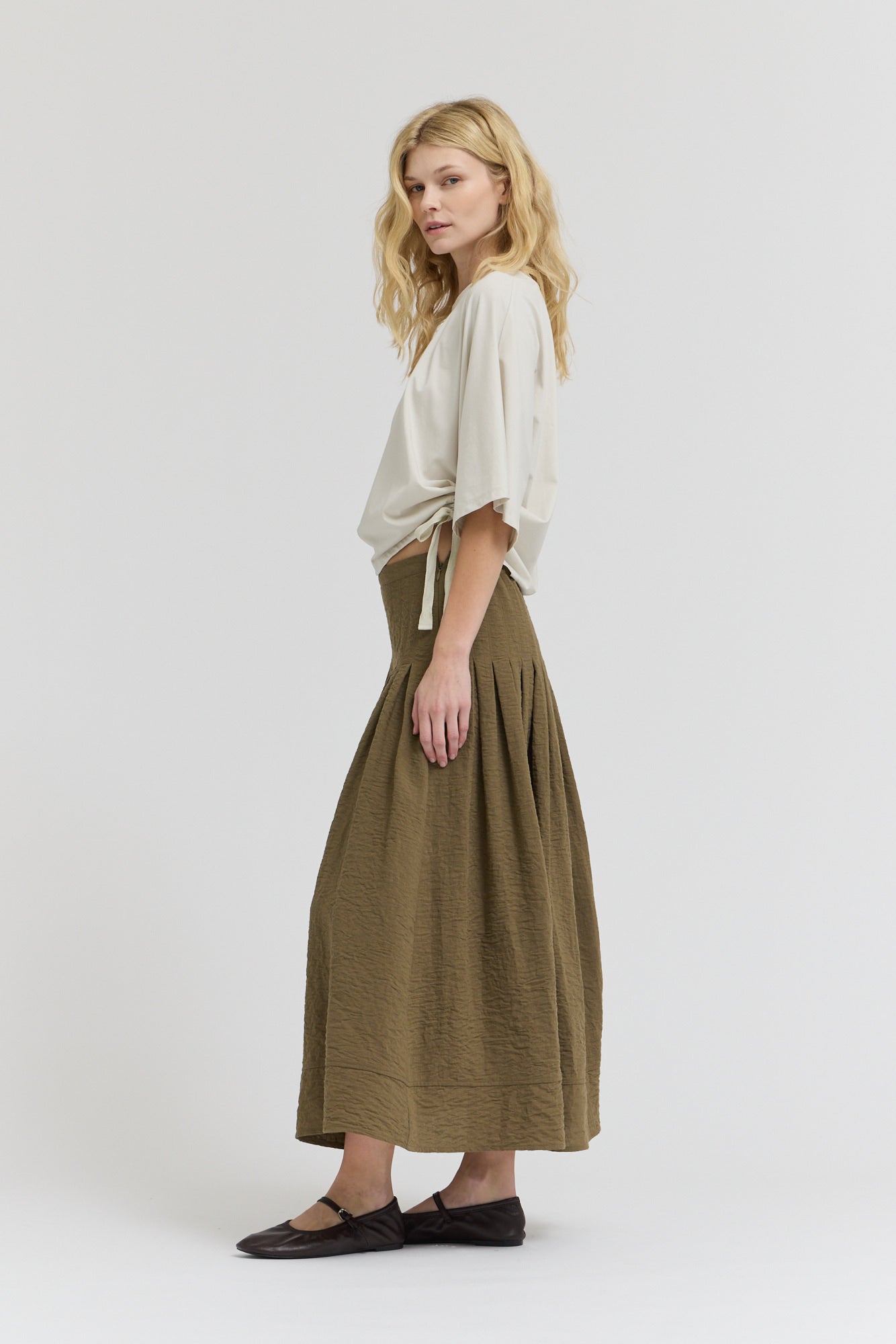 Pintuck Waist Mermaid Skirt