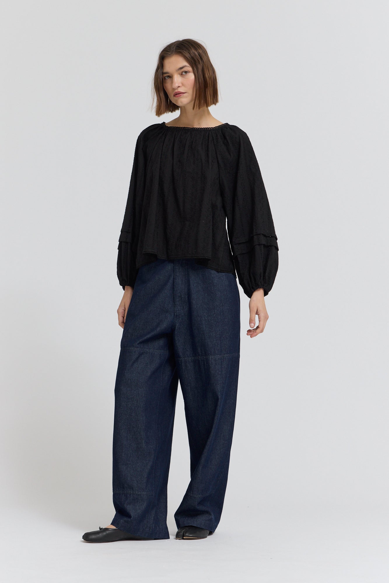 Embroidered Balloon Sleeves Top in Black