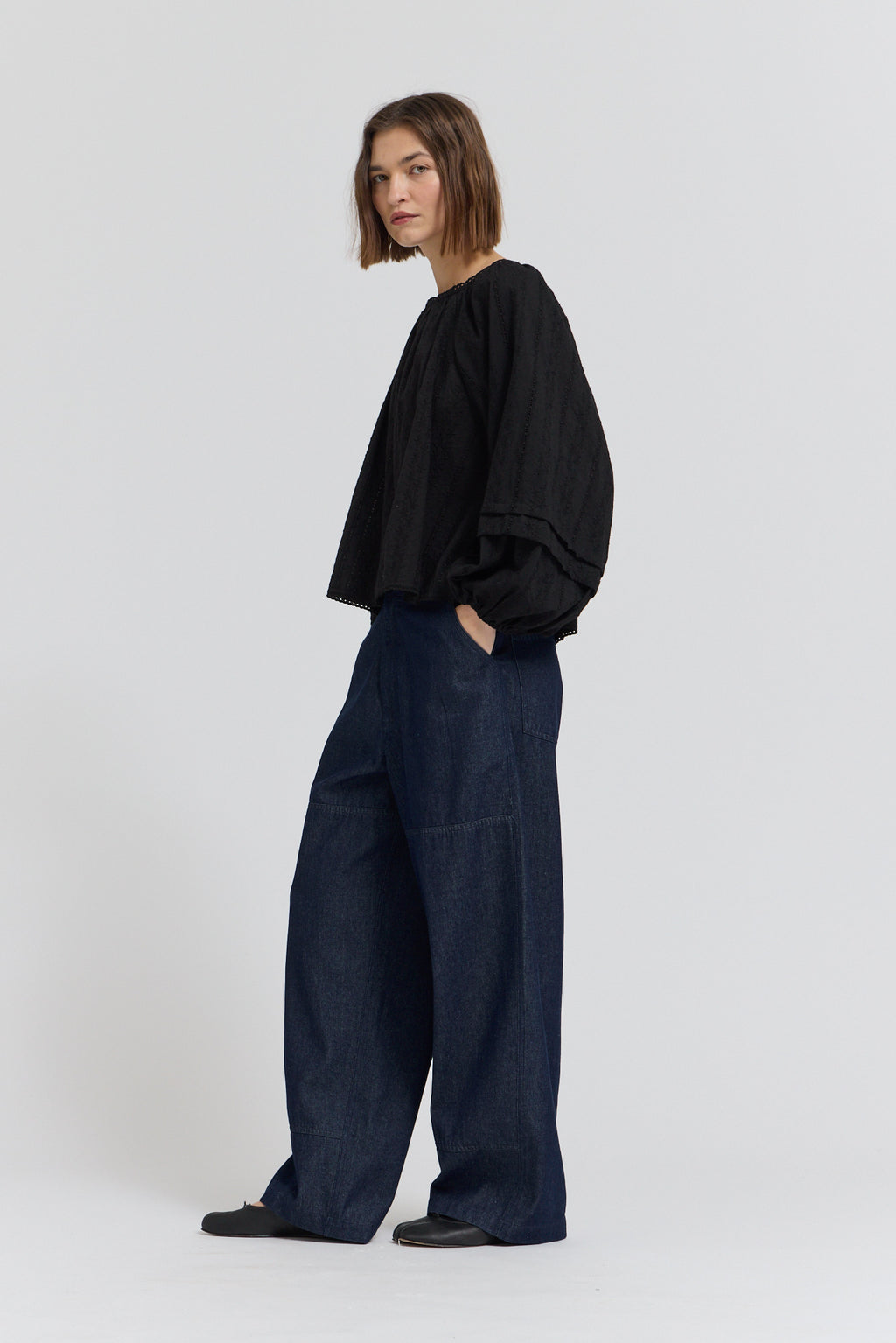 Embroidered Balloon Sleeves Top in Black