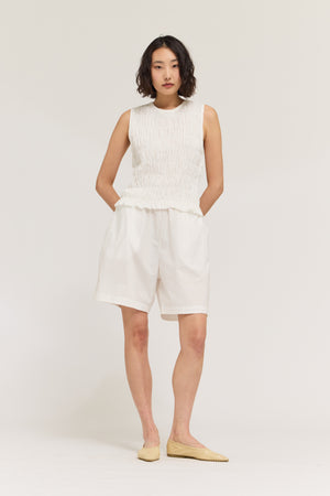 Elastic Waist Band Bermuda Shorts in Off White