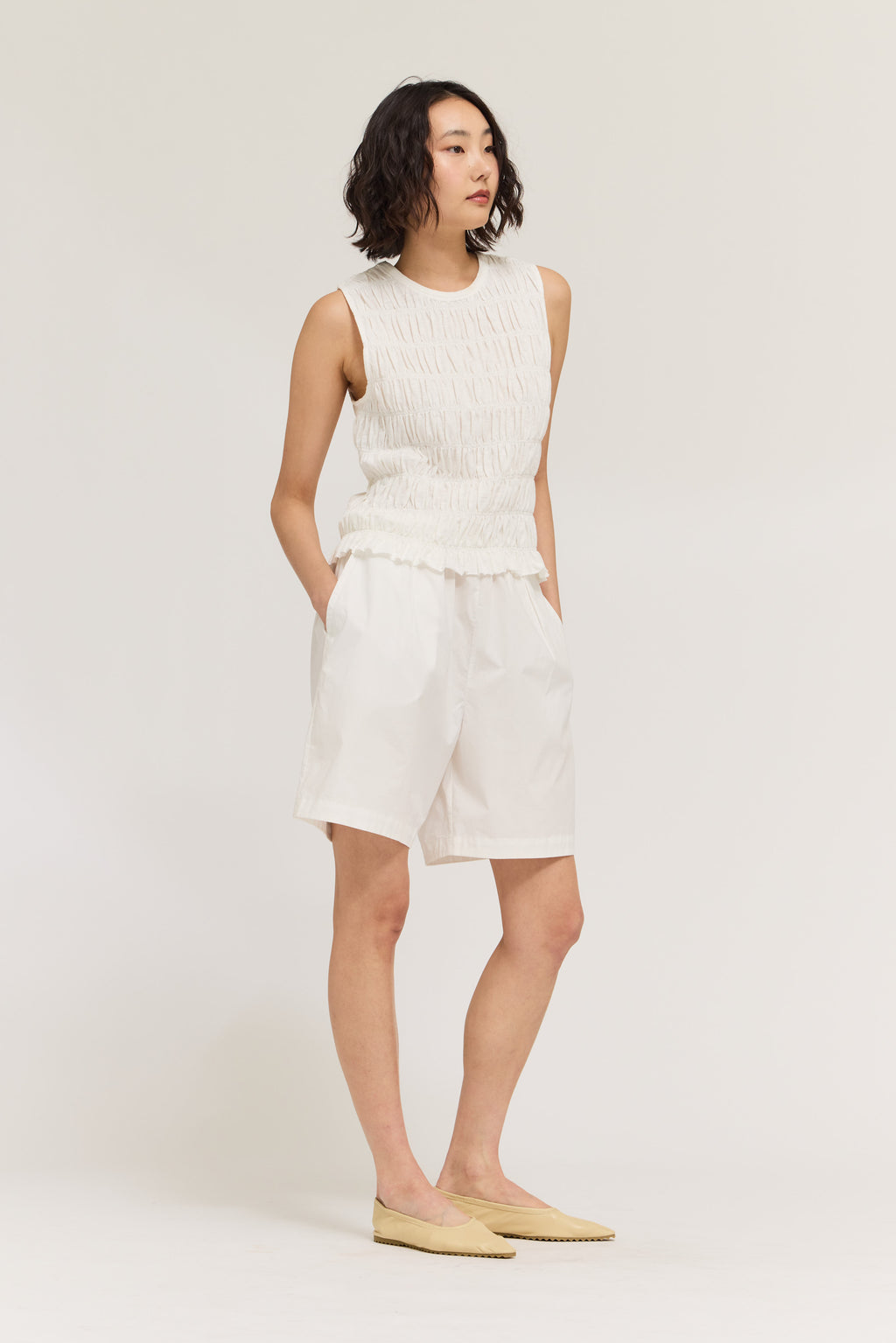 Elastic Waist Band Bermuda Shorts in Off White