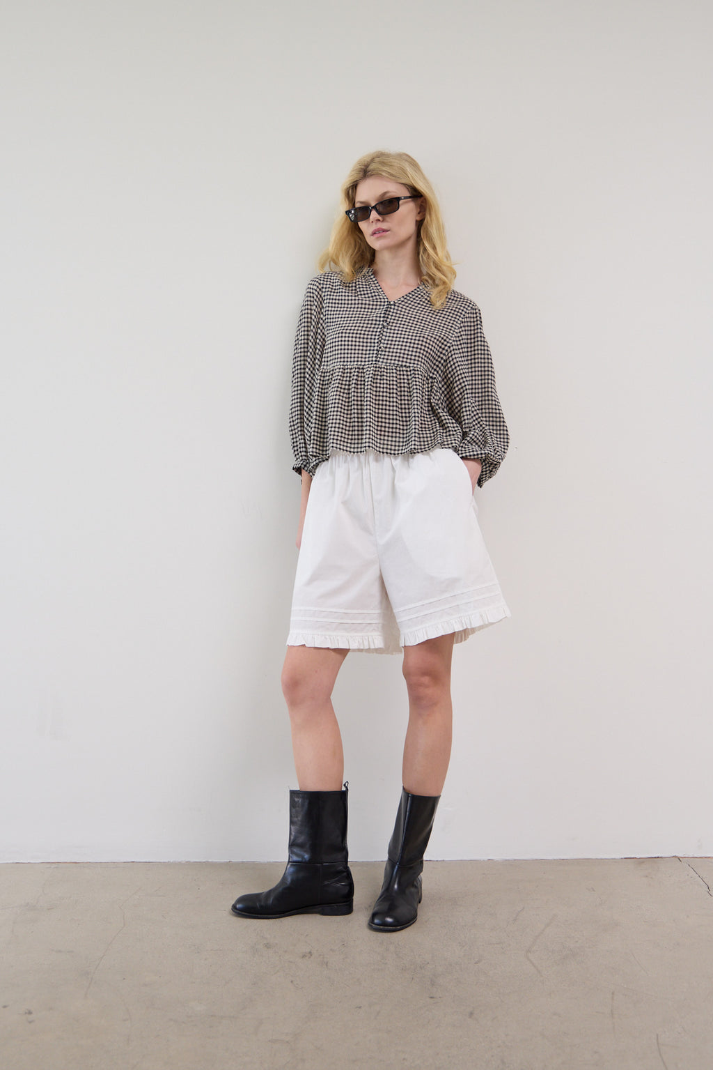 Gingham Balloon Sleeve Blouse in Black