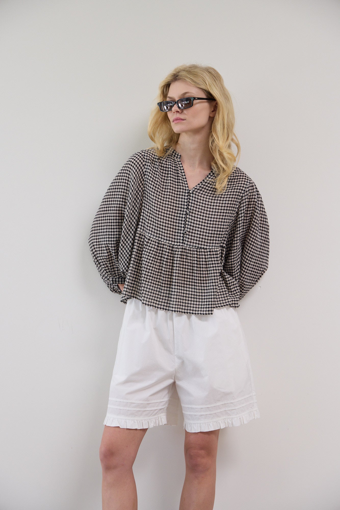 Gingham Balloon Sleeve Blouse in Black